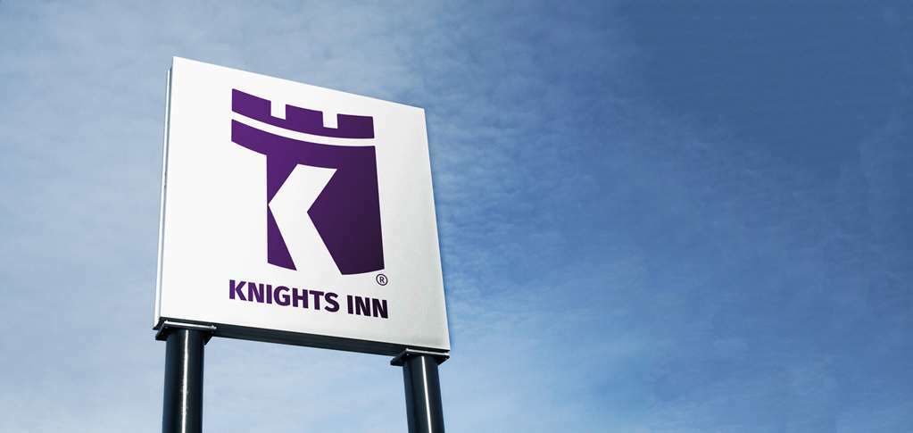 Knights Inn Елірія Екстер'єр фото
